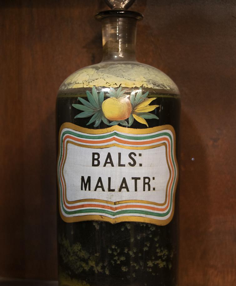 Frasco de vidrio de bálsamo de ¿Malats?